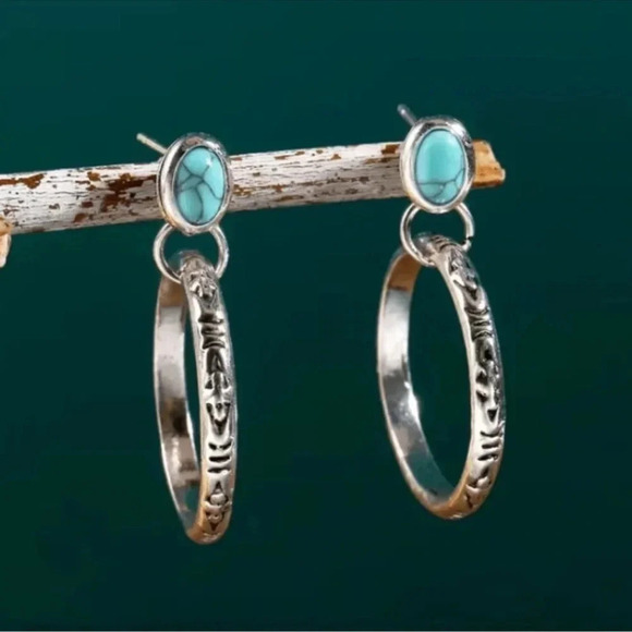 2 LEFT! Bohemian Turquoise Silver Hoop Earrings - Picture 1 of 5